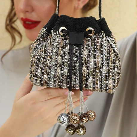Mini bucket bag with a chain strap for a trendy and compact optionSunrays